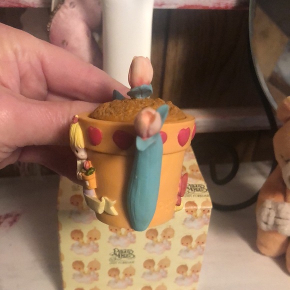 New In Box Precious Moments “MAY” Birthday Month Garden Tea Cup! - Picture 4 of 15